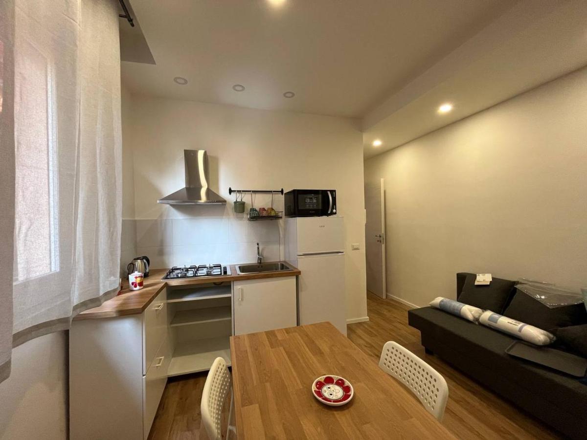 Casa Vacanze Caramagna 2 Ачі-Кастелло Екстер'єр фото